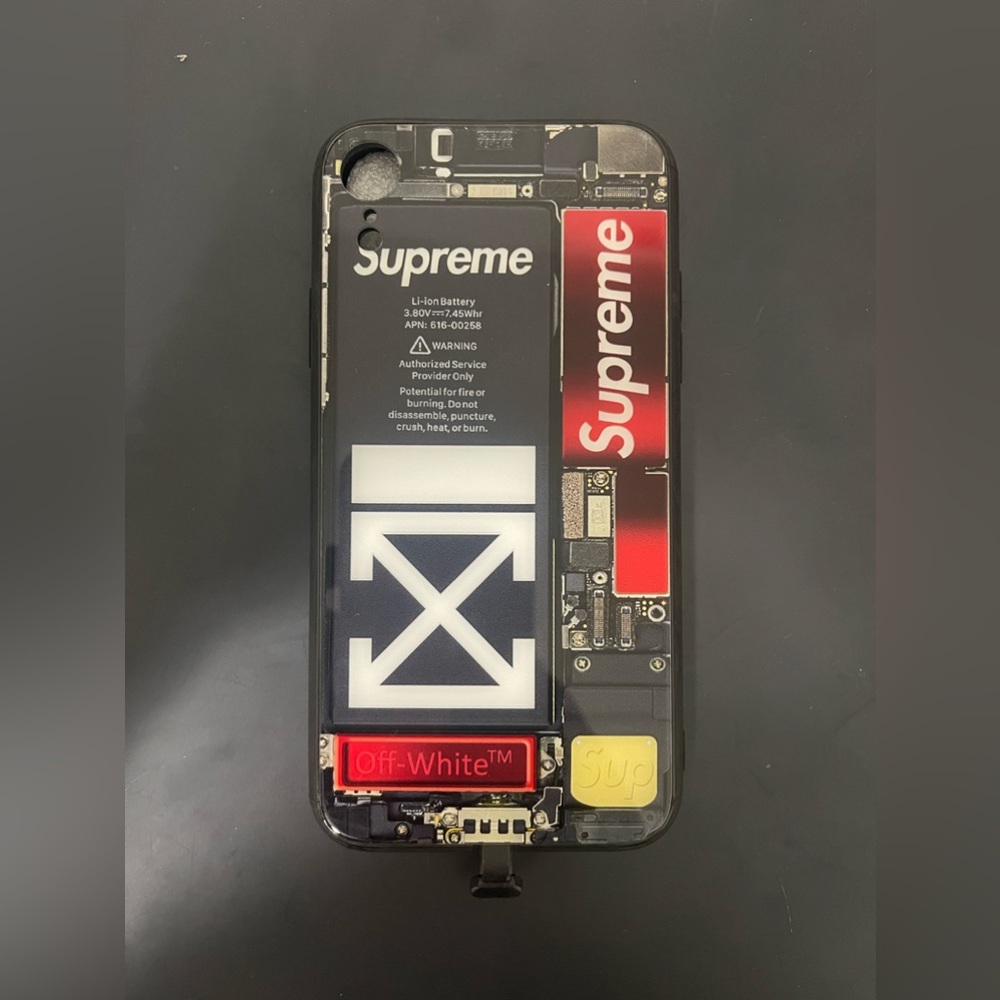 Supreme Smart Led Case for Apple iPhone XR
